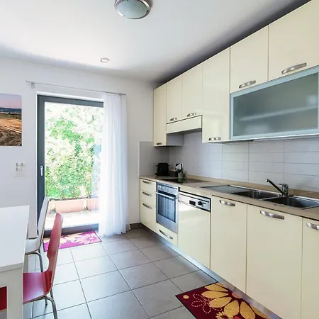 Casa Mummi By Quokka 360 - With Garden 5 Min From Ascona Losone