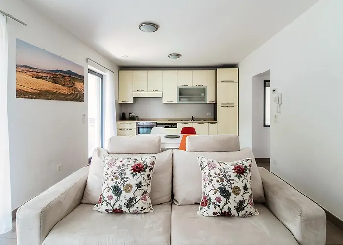 Casa Mummi By Quokka 360 - With Garden 5 Min From Ascona