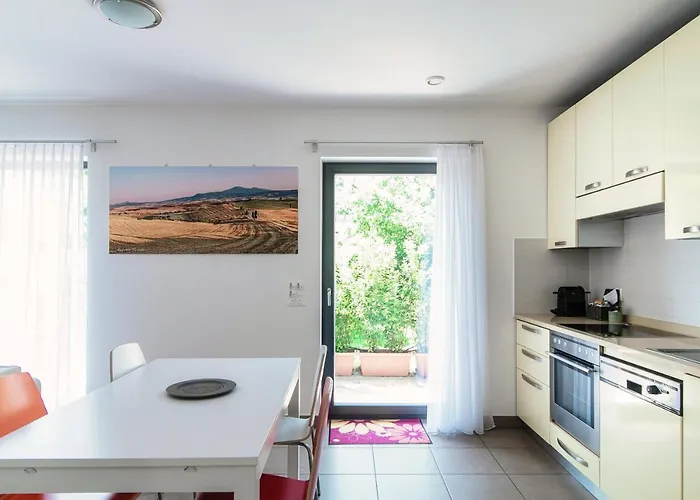 아파트 Casa Mummi By Quokka 360 - With Garden 5 Min From Ascona 로손